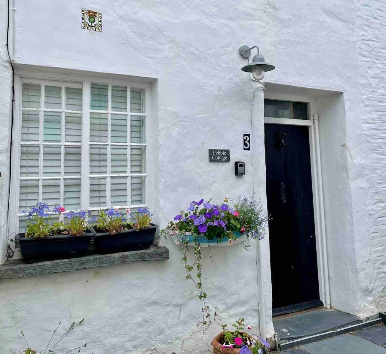 Pebble Cottage أبرديفي المظهر الخارجي الصورة