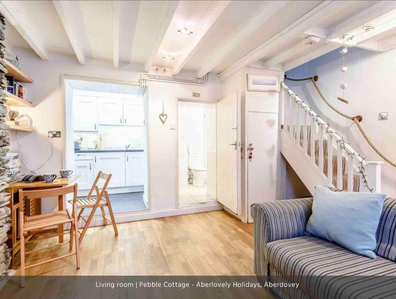Pebble Cottage أبرديفي المظهر الخارجي الصورة