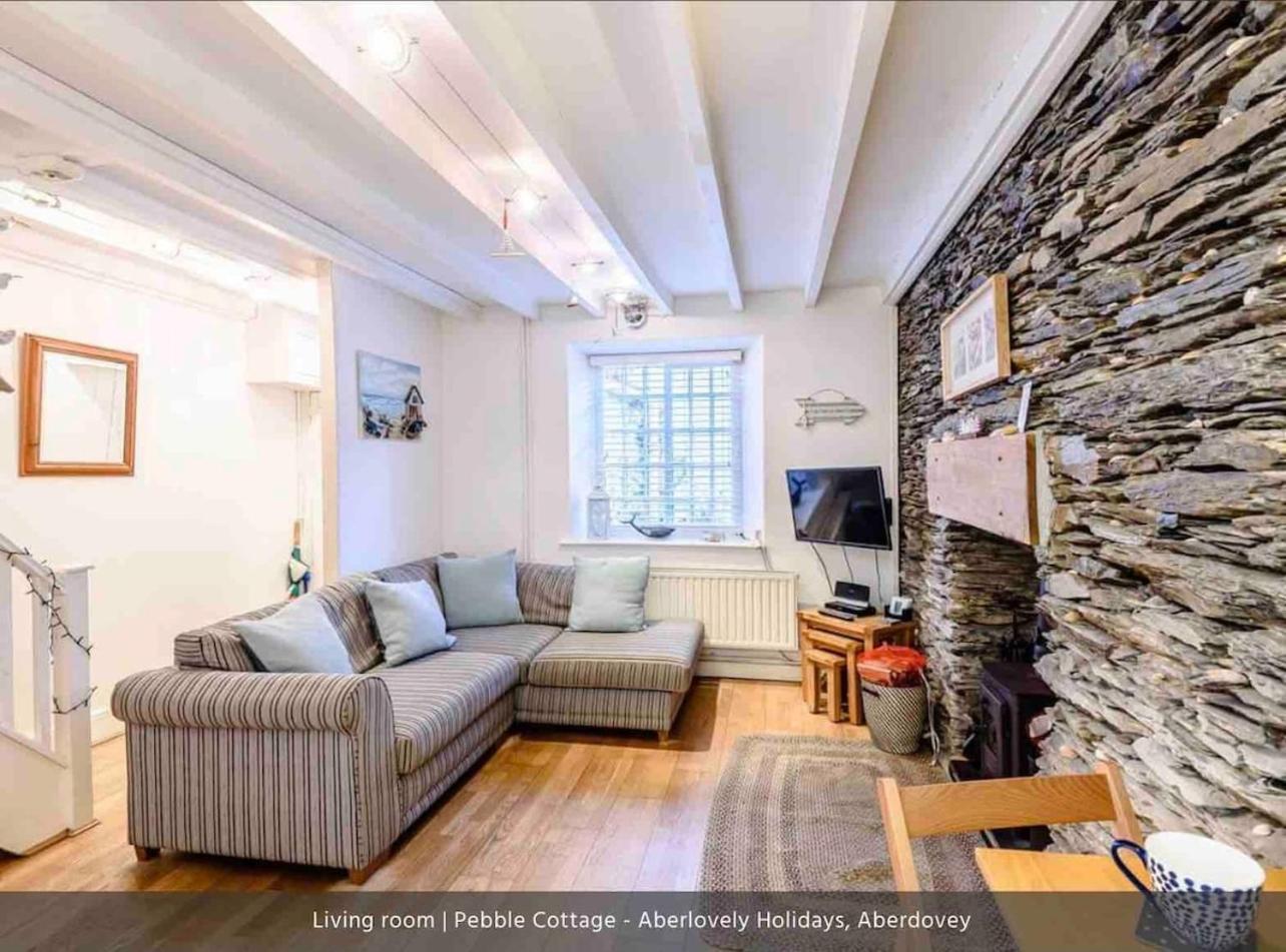 Pebble Cottage أبرديفي المظهر الخارجي الصورة
