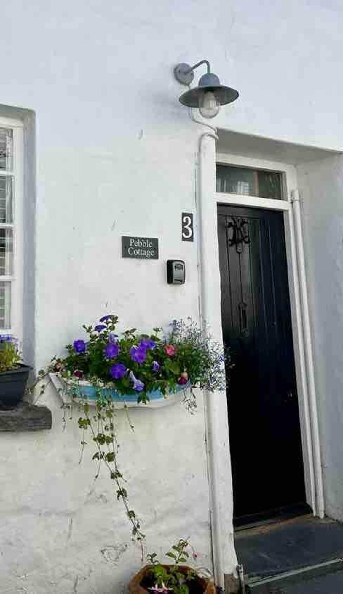 Pebble Cottage أبرديفي المظهر الخارجي الصورة